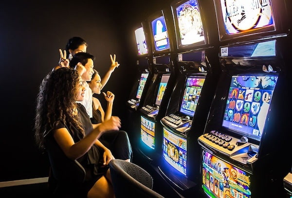 Understanding RTP and Volatility in Slot Machines Understanding RTP and Volatility in Slot Machines