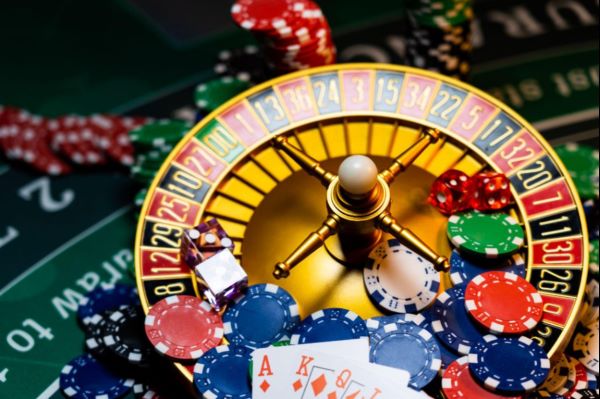 Live Dealer Games: The New Trend in Online Gambling Live Dealer Games: The New Trend in Online Gambling